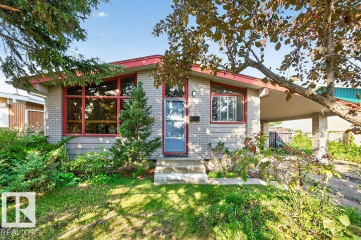 8308 68A Street NW — photo 1