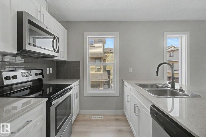 1530 Tamarack Boulevard NW 71 — photo 1