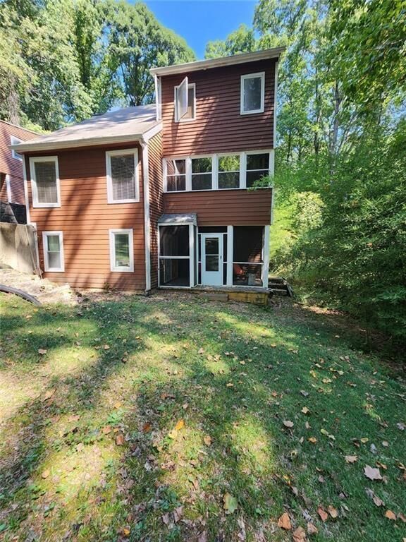 Property Photo: 258 Kenilworth Circle GA 30083
