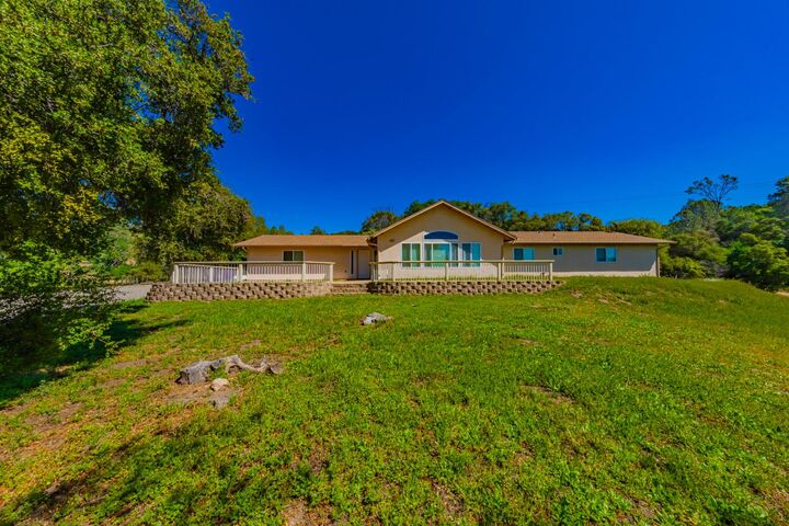 Property Photo:  33322 Lucky Ridge Place  CA 93614 