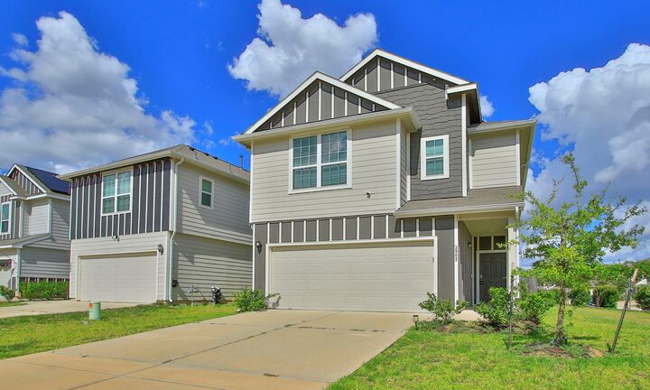 Property Photo: 3902 Deledda Drive TX 77493