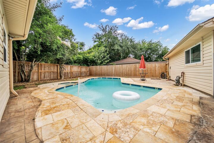 Property Photo:  4303 Long Grove Drive  TX 77586 