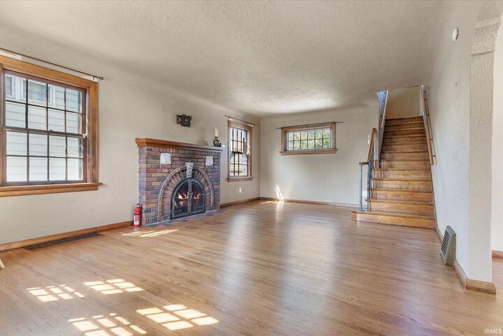 Property Photo:  1839 Kenwood Avenue  IN 46805 