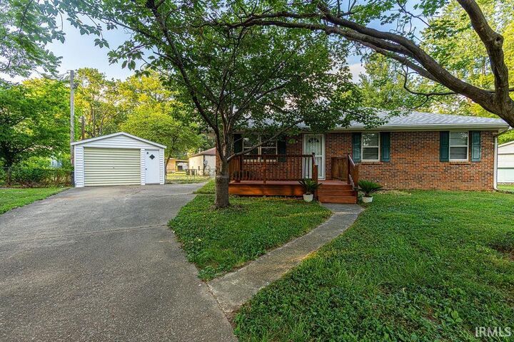 Property Photo:  1750 Spring Court  IN 47714 