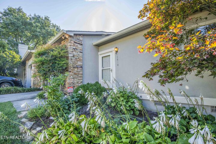 Property Photo: 1610 Stone Hedge Drive TN 37909
