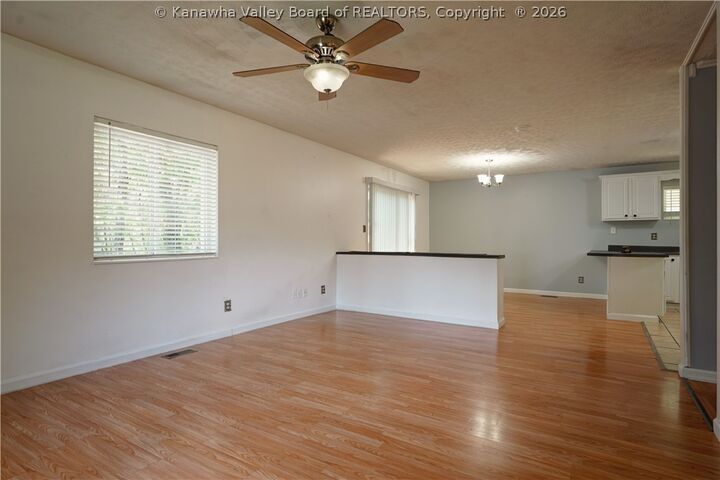 Property Photo:  4015 Seymour Lane  WV 25313 