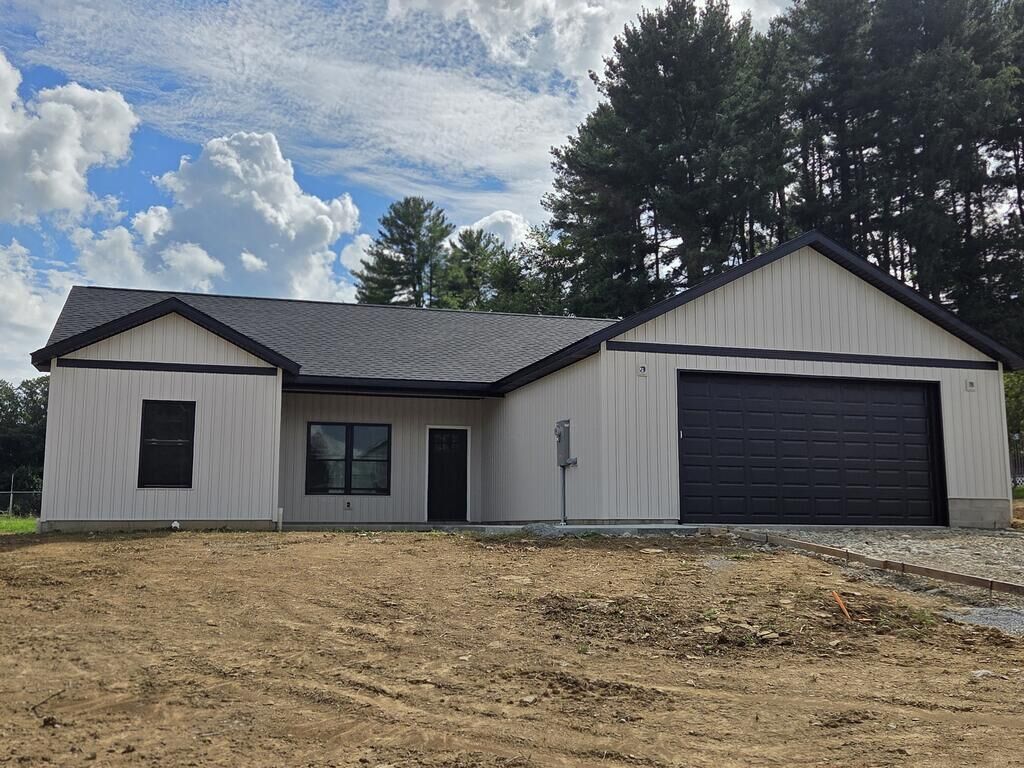 Property Photo: 209 Forest Ave OH 44822