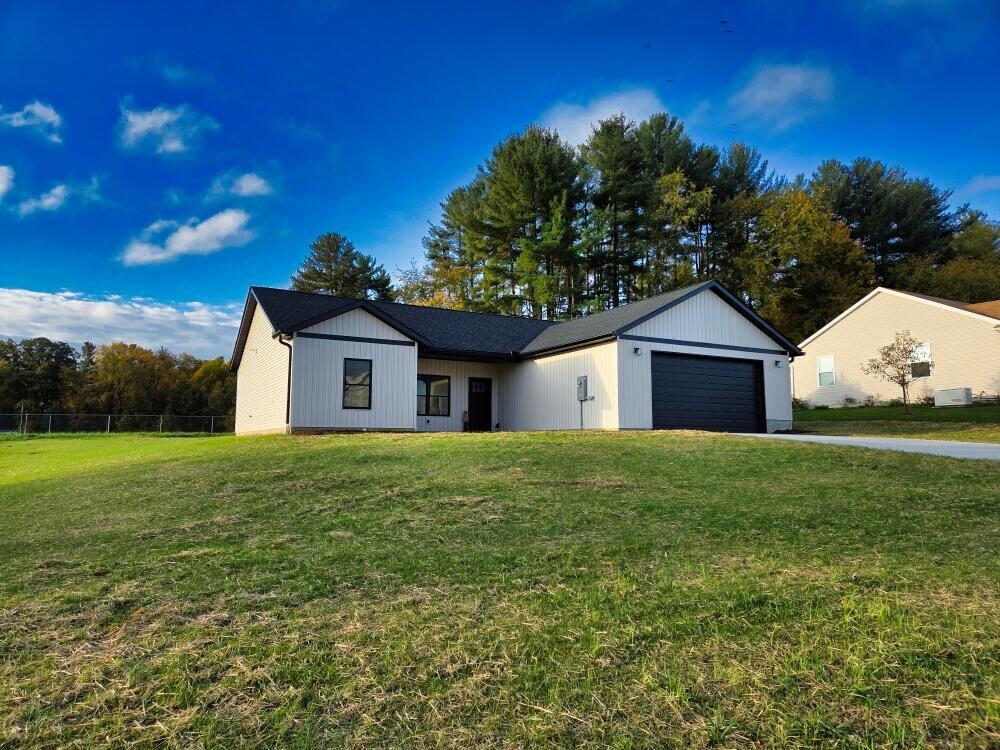 Property Photo:  209 Forest Ave  OH 44822 