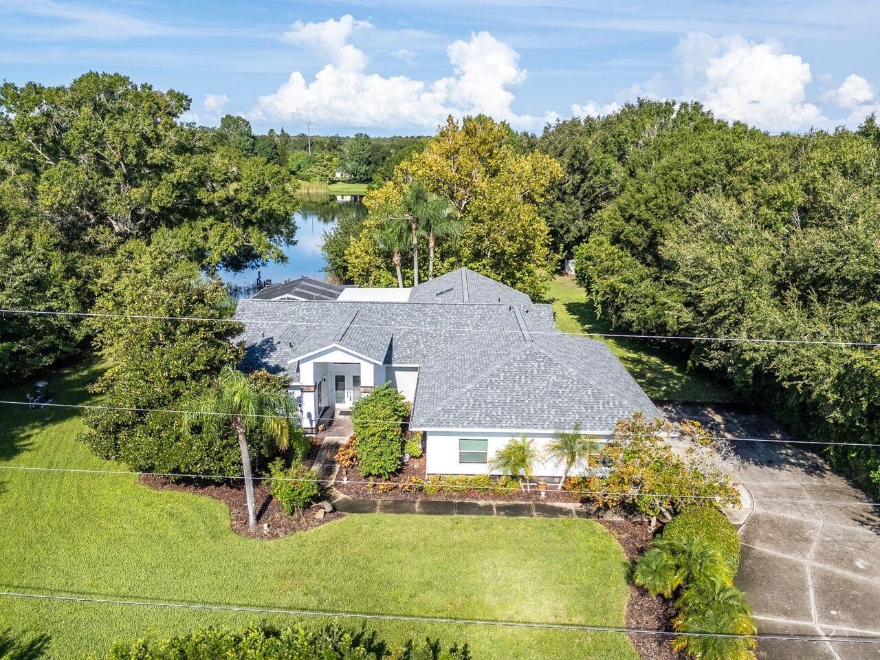 Property Photo: 15906 McGlamery Road FL 33556