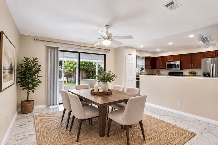 Property Photo: 300 Dublin Drive FL 32746