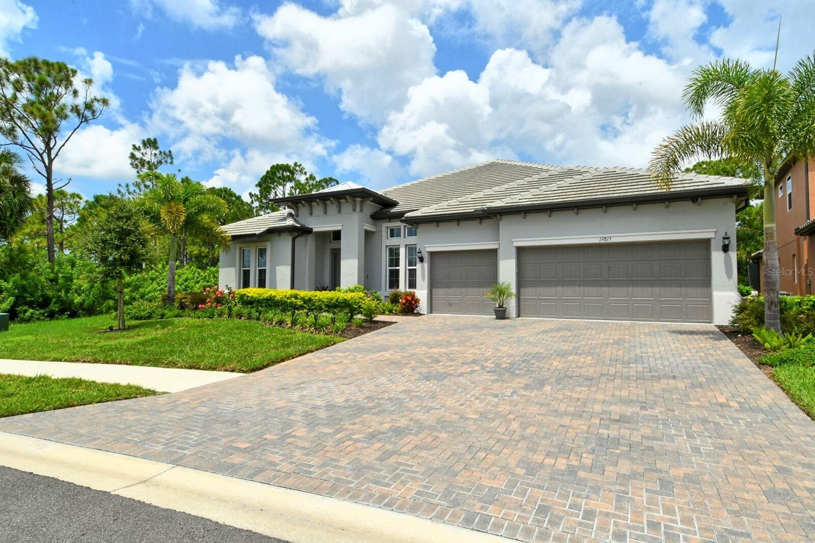 Property Photo: 19815 Bridgetown Loop FL 34293