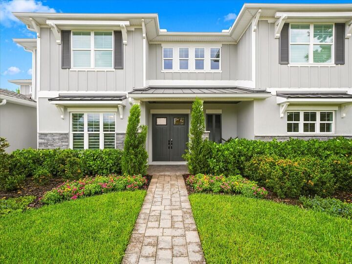 Property Photo:  3718 W Palmira Avenue  FL 33629 