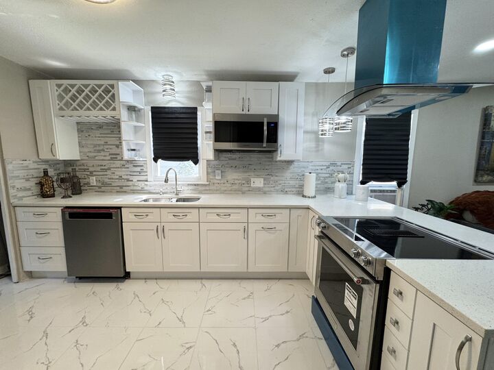 Property Photo: 5324 W Melvina St WI 53216