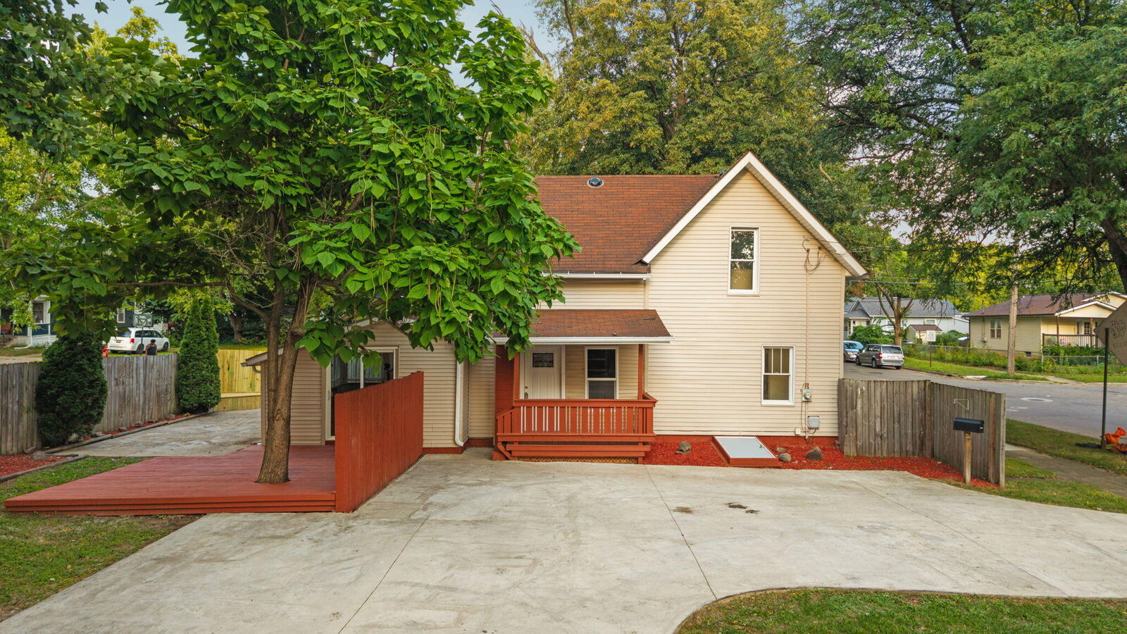 Property Photo: 412 Quarry Street MI 49201