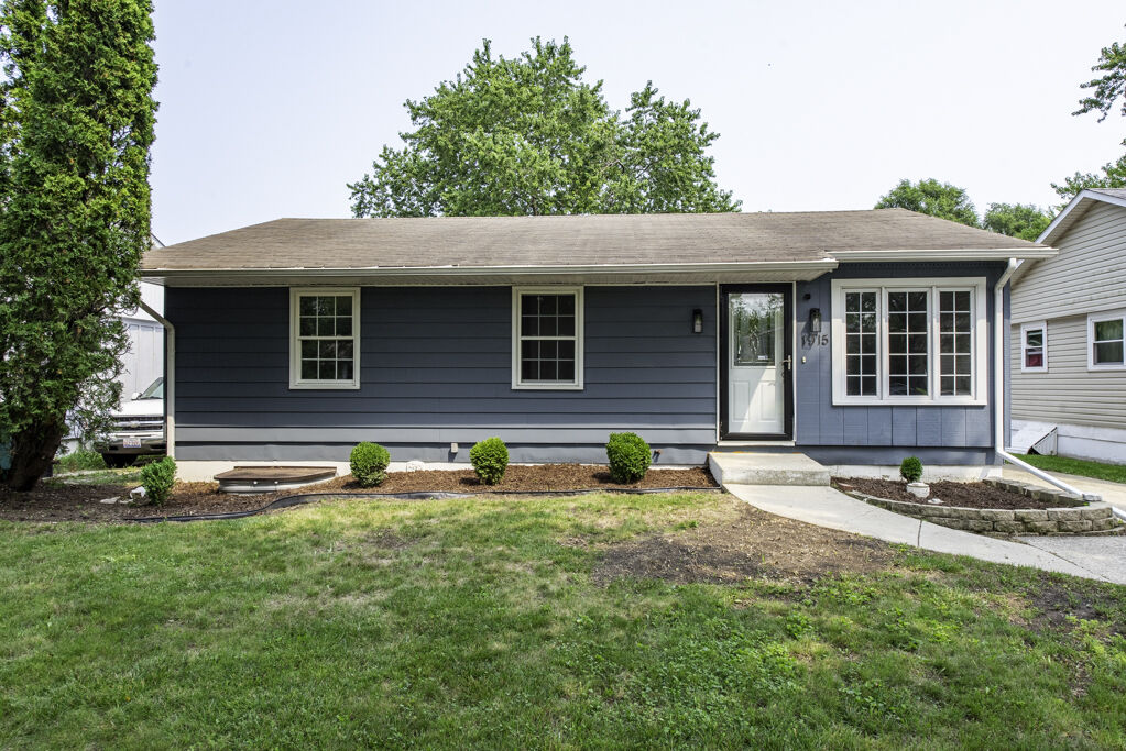 Property Photo: 1915 Joppa Avenue IL 60099
