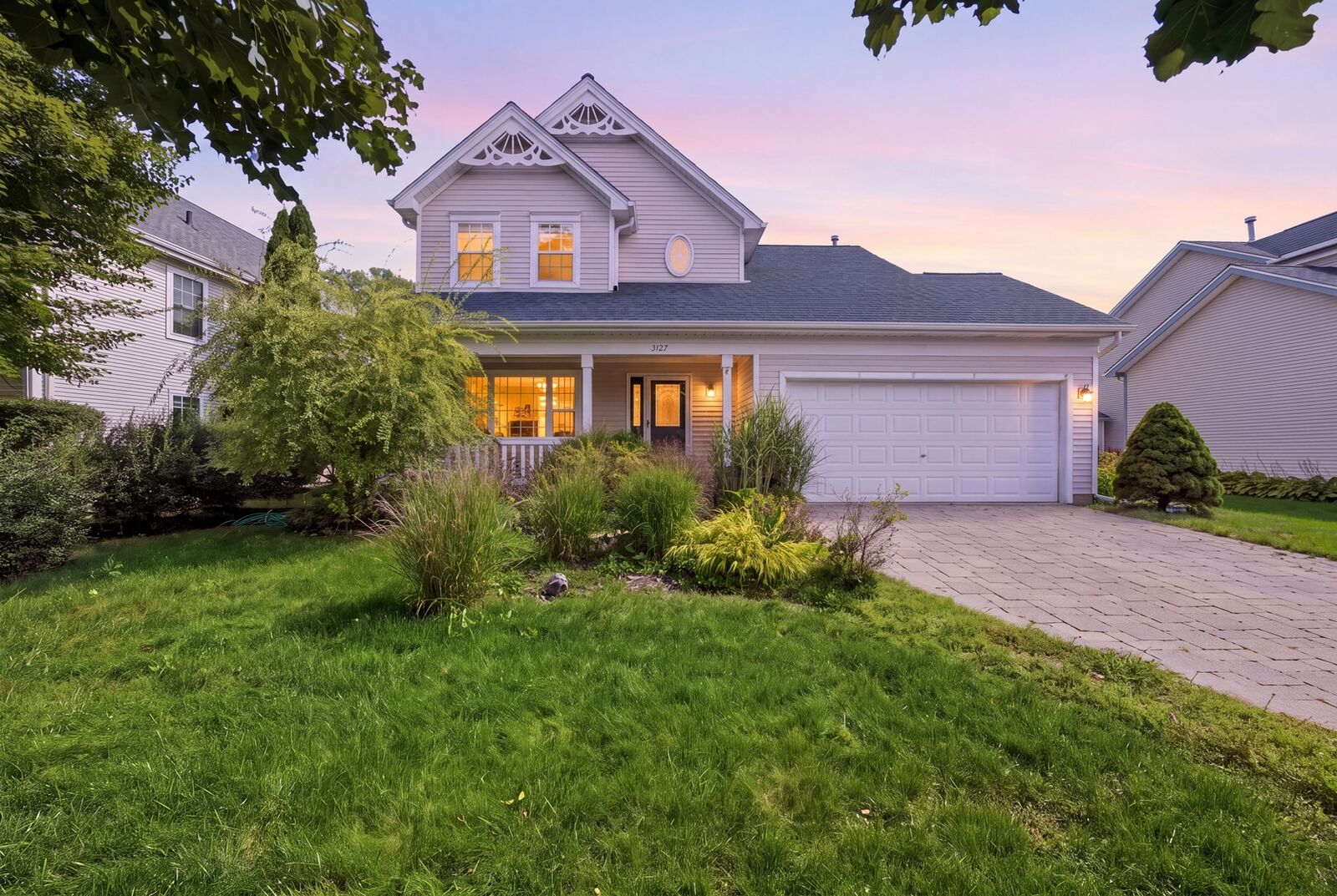 Property Photo:  3107 Hampshire Lane  IL 60087 