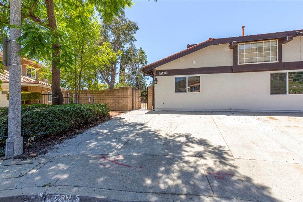 Property Photo:  13473 Mission Tierra Way  CA 91344 