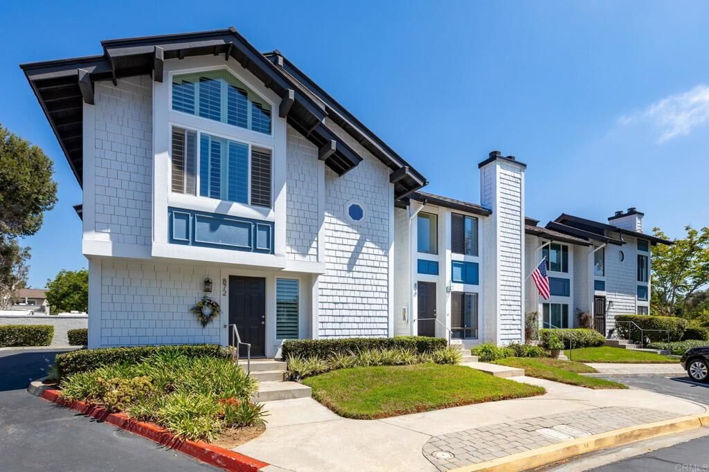 Property Photo:  874 Marigold Court  CA 92011 