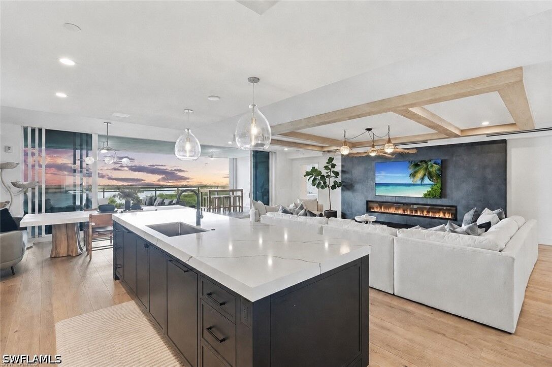 Property Photo:  13935 Old Coast Road 805  FL 34110 