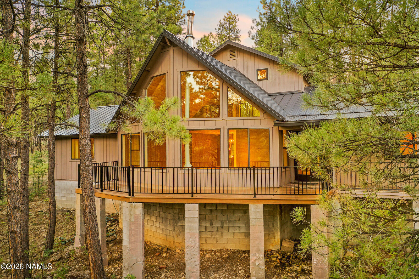 Property Photo: 3579 Starlight Drive AZ 86024