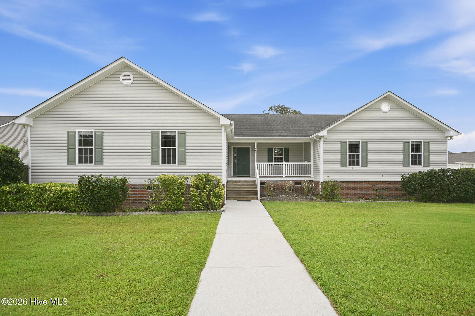 Property Photo: 201 Sage Place NC 28540