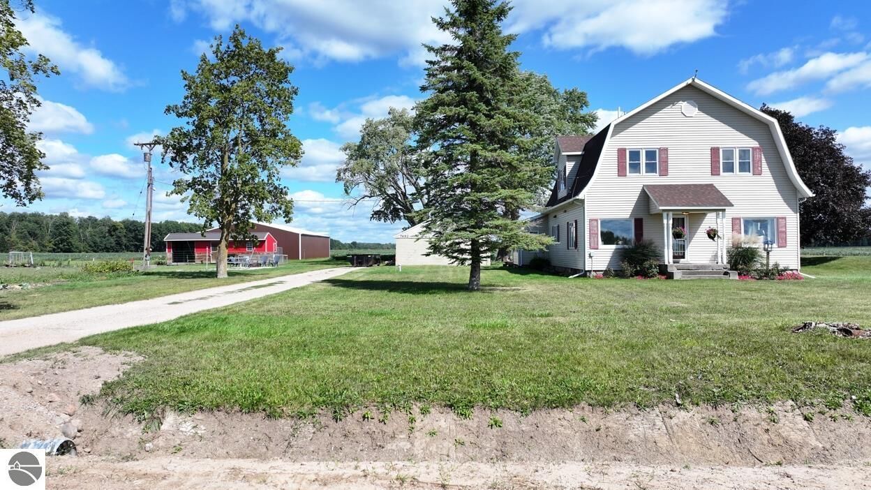 Property Photo: 7652 N Wise Road MI 48617