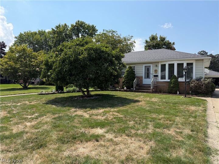 Property Photo:  7170 Oakwood Road  OH 44130 