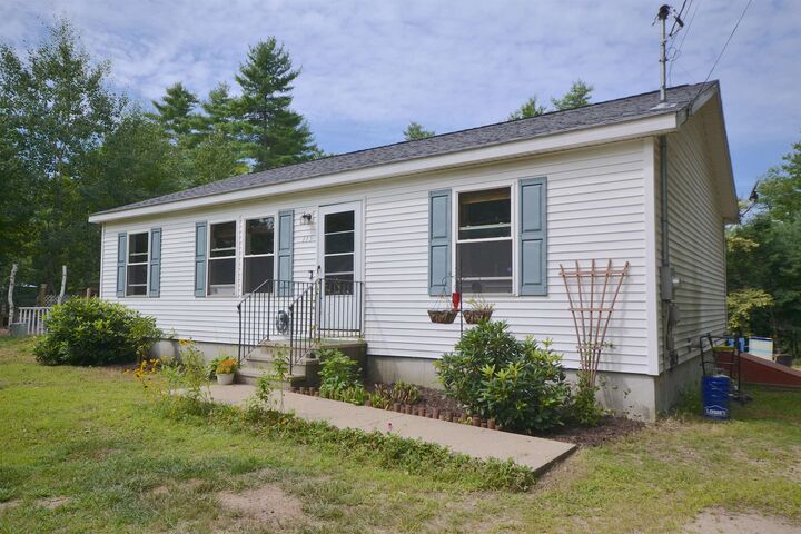Property Photo:  115 Weona Drive  NH 03836 