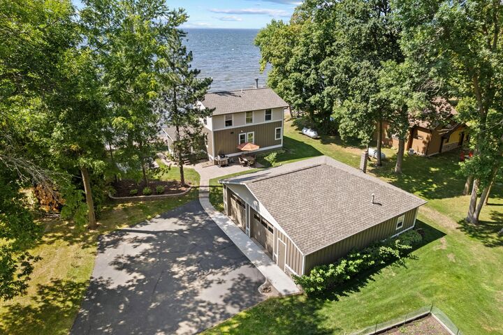 Property Photo:  16405 328th Avenue  MN 56342 