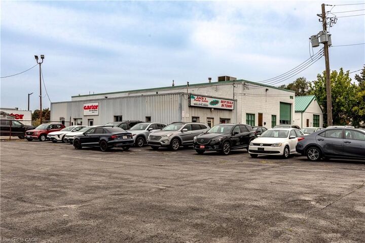 Property Photo: 1020 Upper Wellington Street ON L9A 3S3