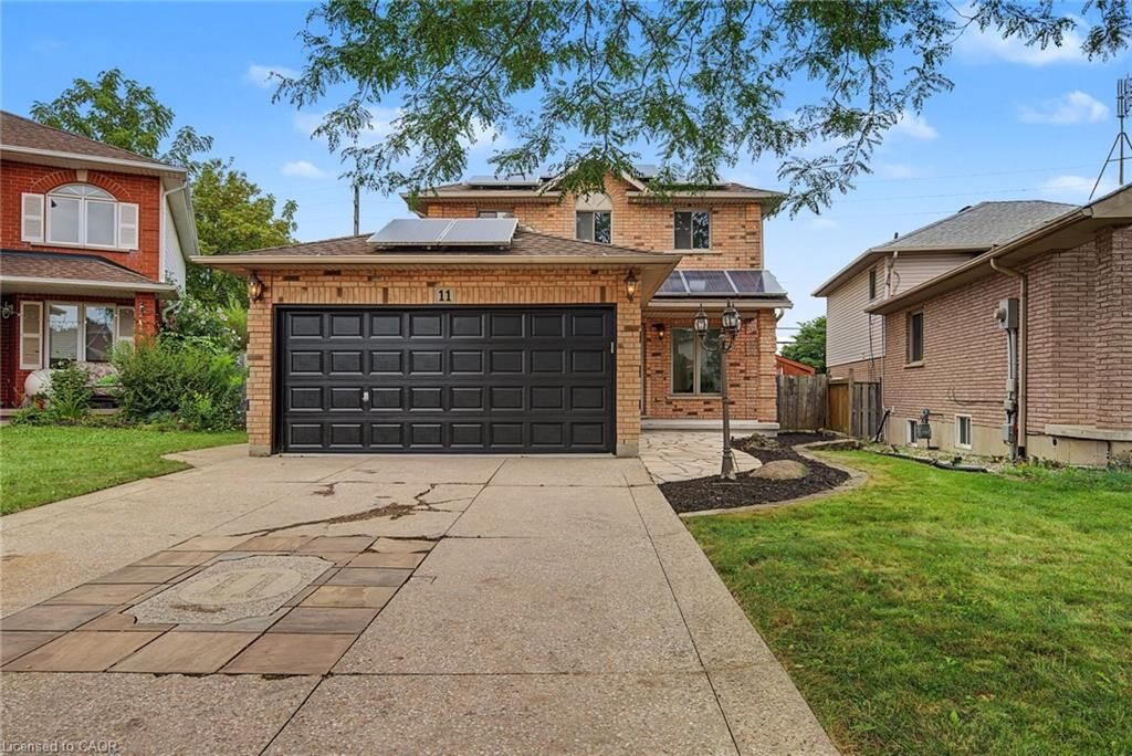 Property Photo: 11 Sedona Court ON L9B 2R1