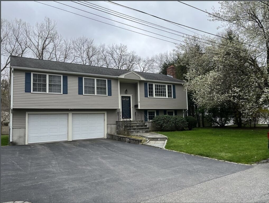 Property Photo:  49 Cottonwood Road  MA 02482 