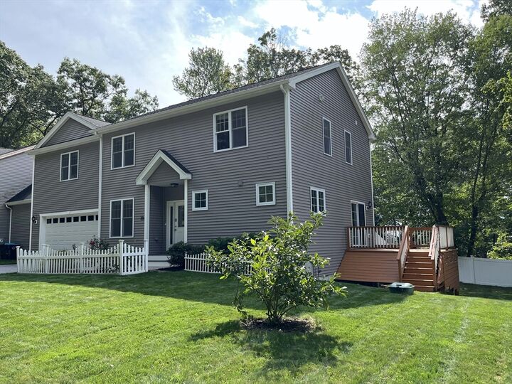 Property Photo:  20 Beacon St 20  MA 01545 
