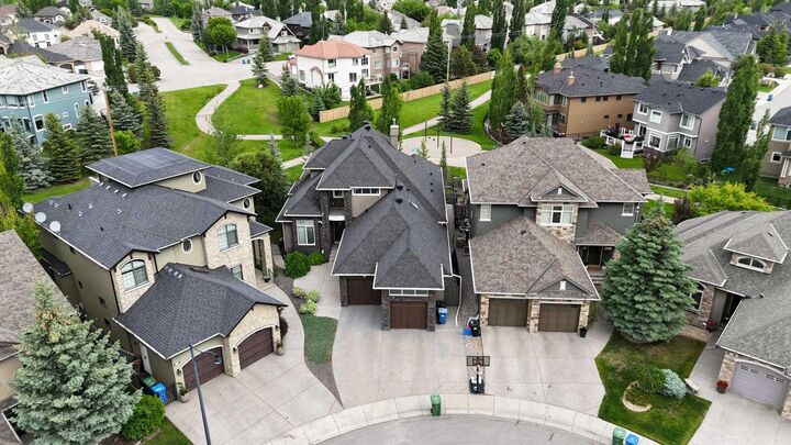 Photo de la propriété:  377 Evergreen Circle SW  AB T2Y 0B8 