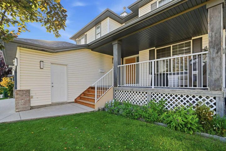 Property Photo:  168 West Creek Crescent  AB T1X 1H3 