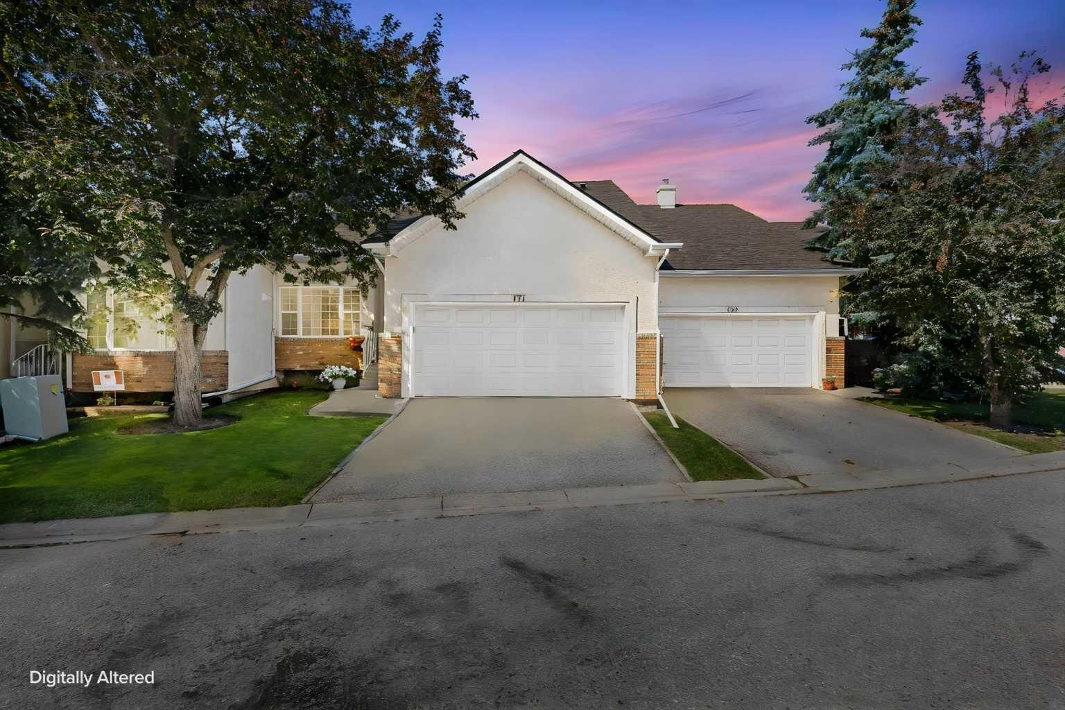 Property Photo: 171 Prominence Heights SW AB T3H 2Z6