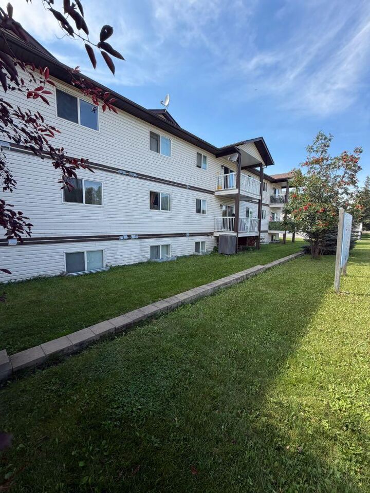 Property Photo:  9508 99 Street 303  AB T0A 2C0 