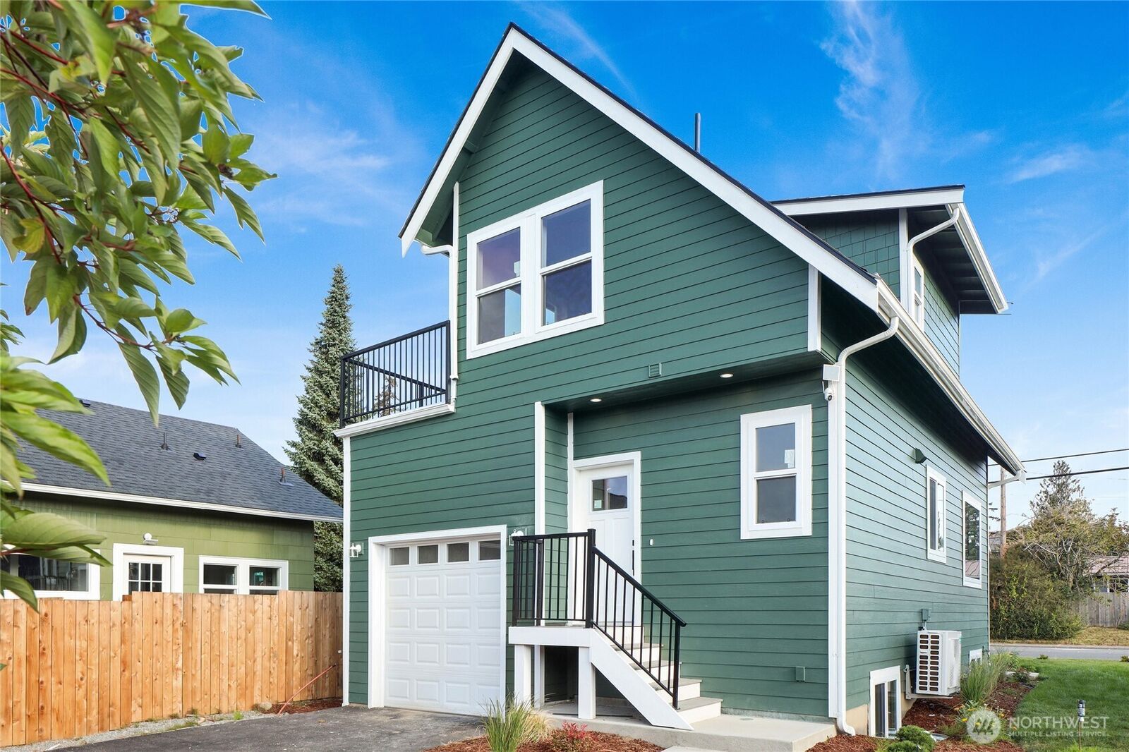 Property Photo:  506  Alabama Street  WA 98225 