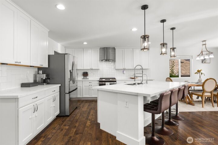 Property Photo: 17019 SE 183rd Place WA 98058