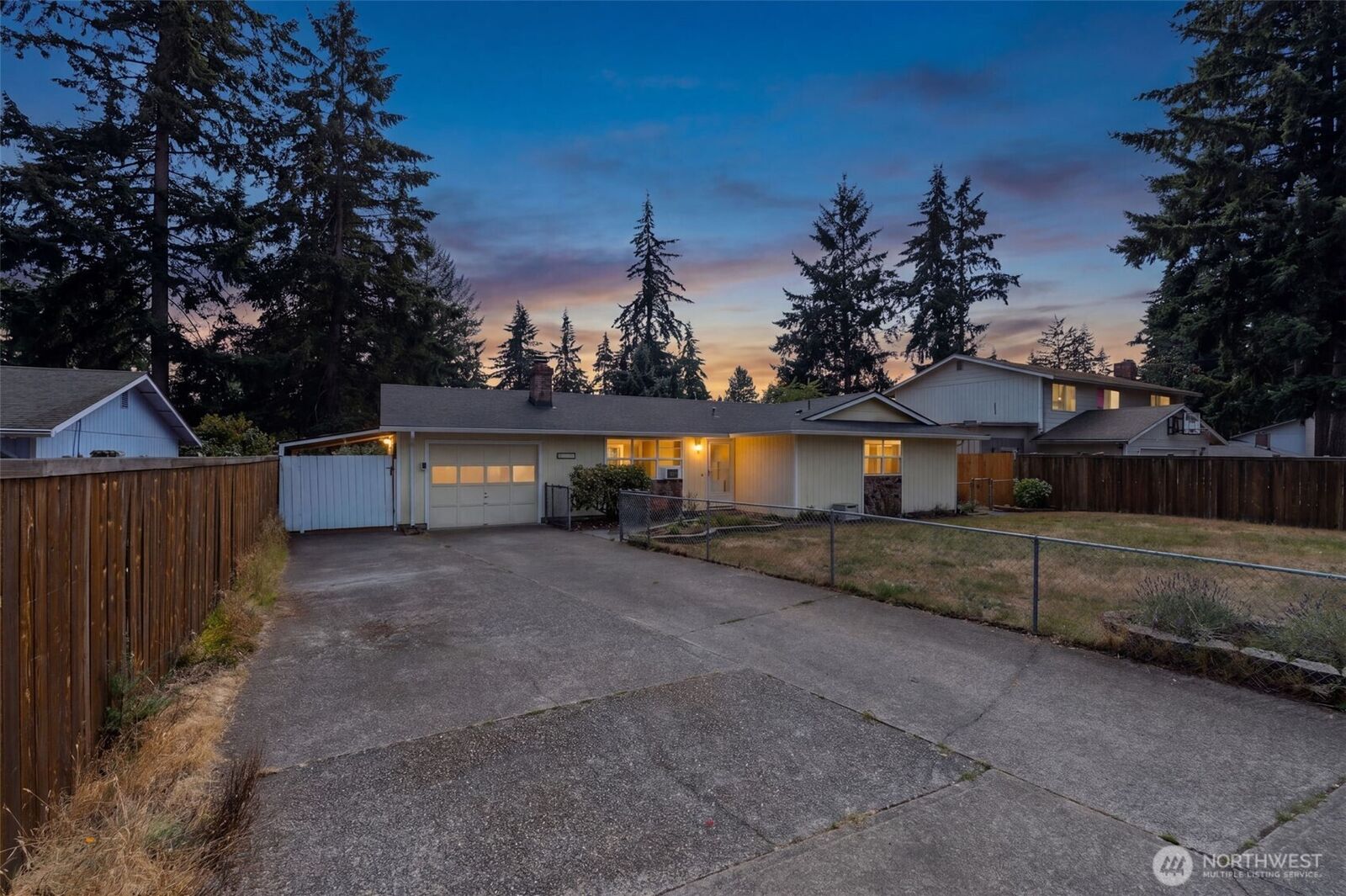 Property Photo:  8825  Quinault Drive NE  WA 98516 