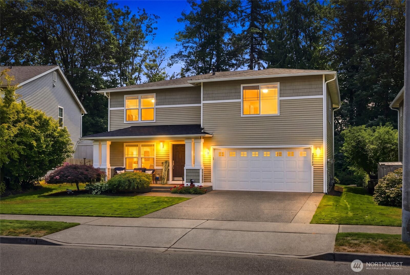 Property Photo: 20540 Horizon Way SE WA 98272