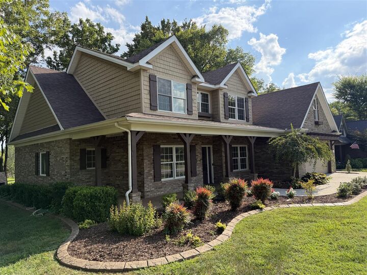 Property Photo: 103 McGlocklin Way KY 42101