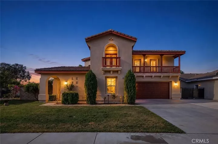 Property Photo:  23201 Montalvo Road  CA 92557 