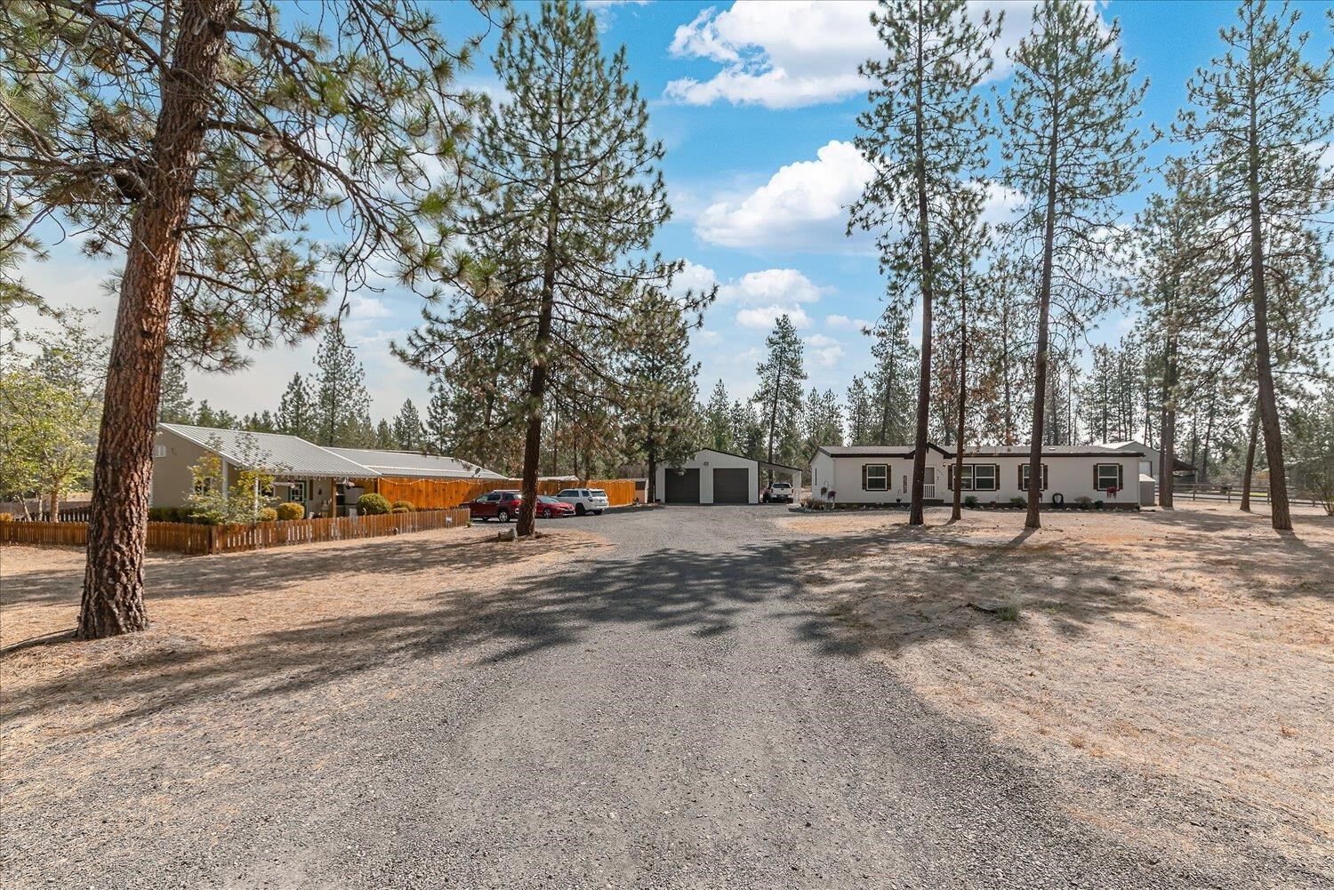 Property Photo: 6297 Sundown Rd WA 99026
