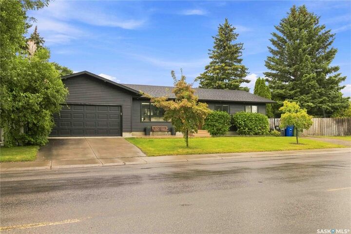 Property Photo: 30 Cory Place SK S7M 5G8