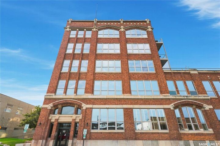 Photo de la propriété: 211 D Avenue N 204 SK S7L 1M6