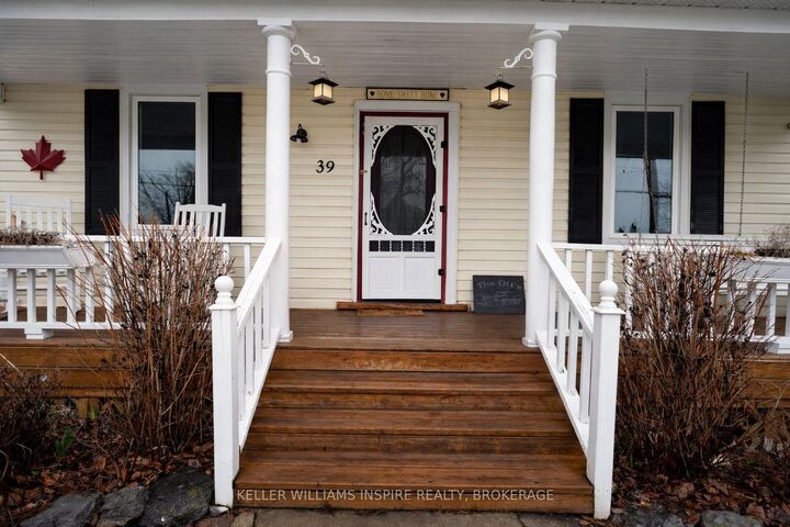 Property Photo:  39 Centre Street  ON K0K 1H0 
