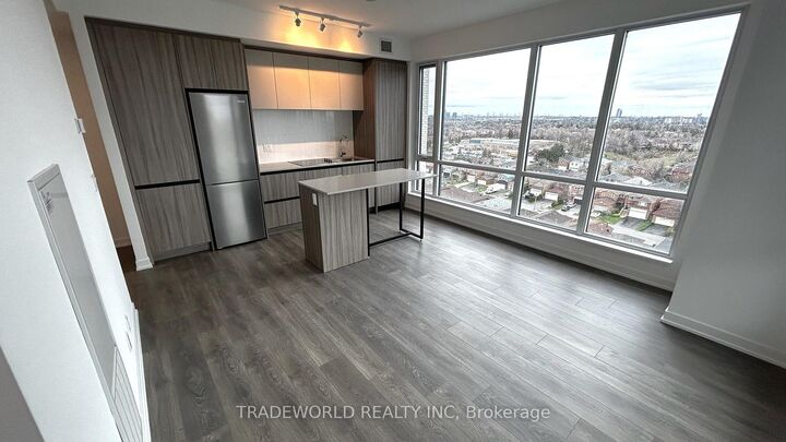 Property Photo:  7950 Bathurst Street 1016  ON L4J 0L4 