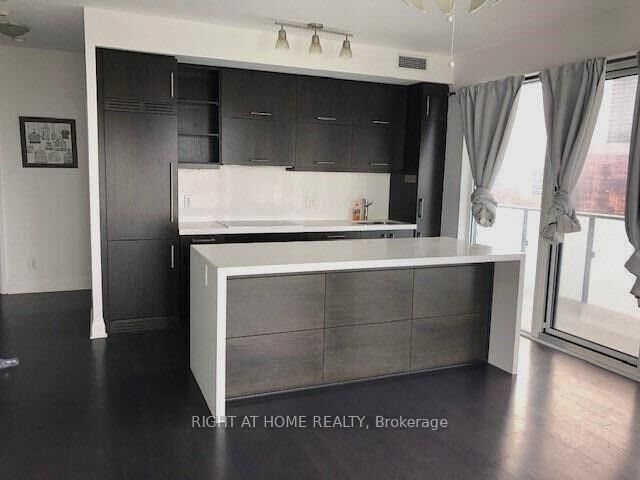 Property Photo: 65 St Mary Street 3004 ON M5S 0A6