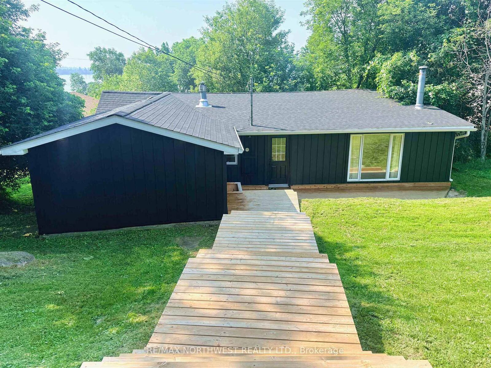 Property Photo:  715 St Clair  ON P0X 1C0 
